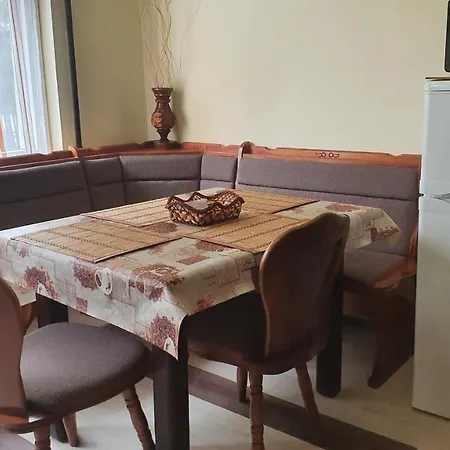 Ruttkai Vendeghaz *