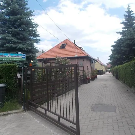 Ruttkai Vendeghaz *