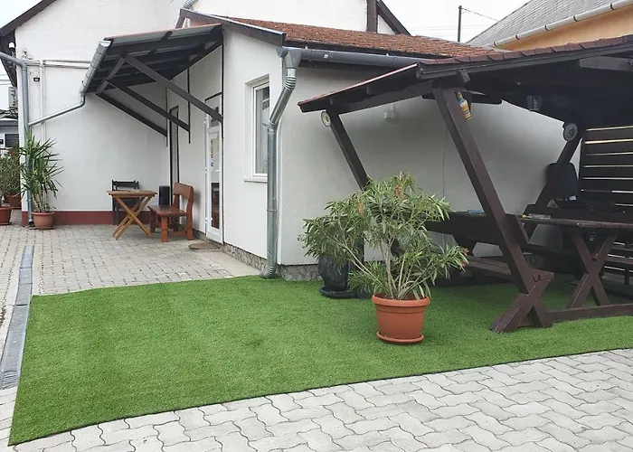 Ruttkai Vendeghaz Apartament